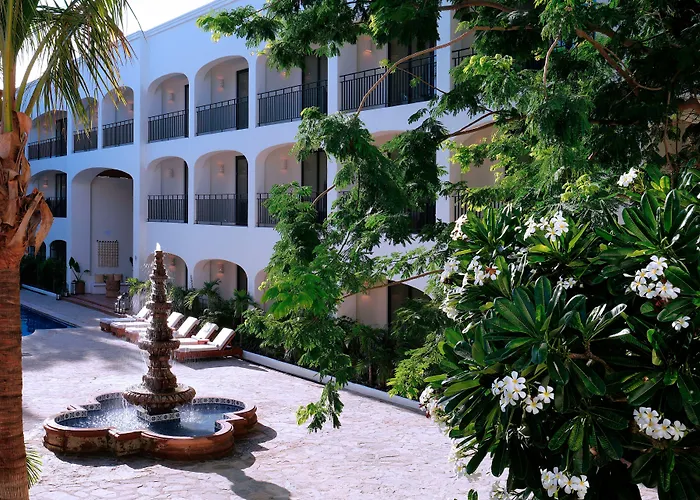 Hotel Tropicana Cabos, Tapestry Collection By Hilton 4*