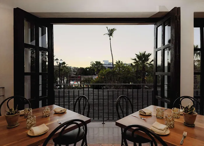 Hotel Tropicana Cabos, Tapestry Collection By Hilton 4*